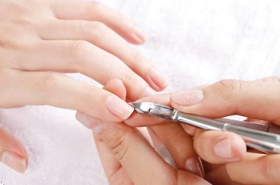 Classic Manicure